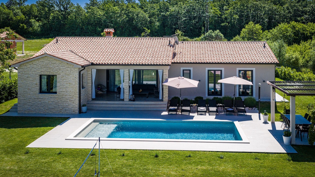 Photo of Outdoor in Kapelica