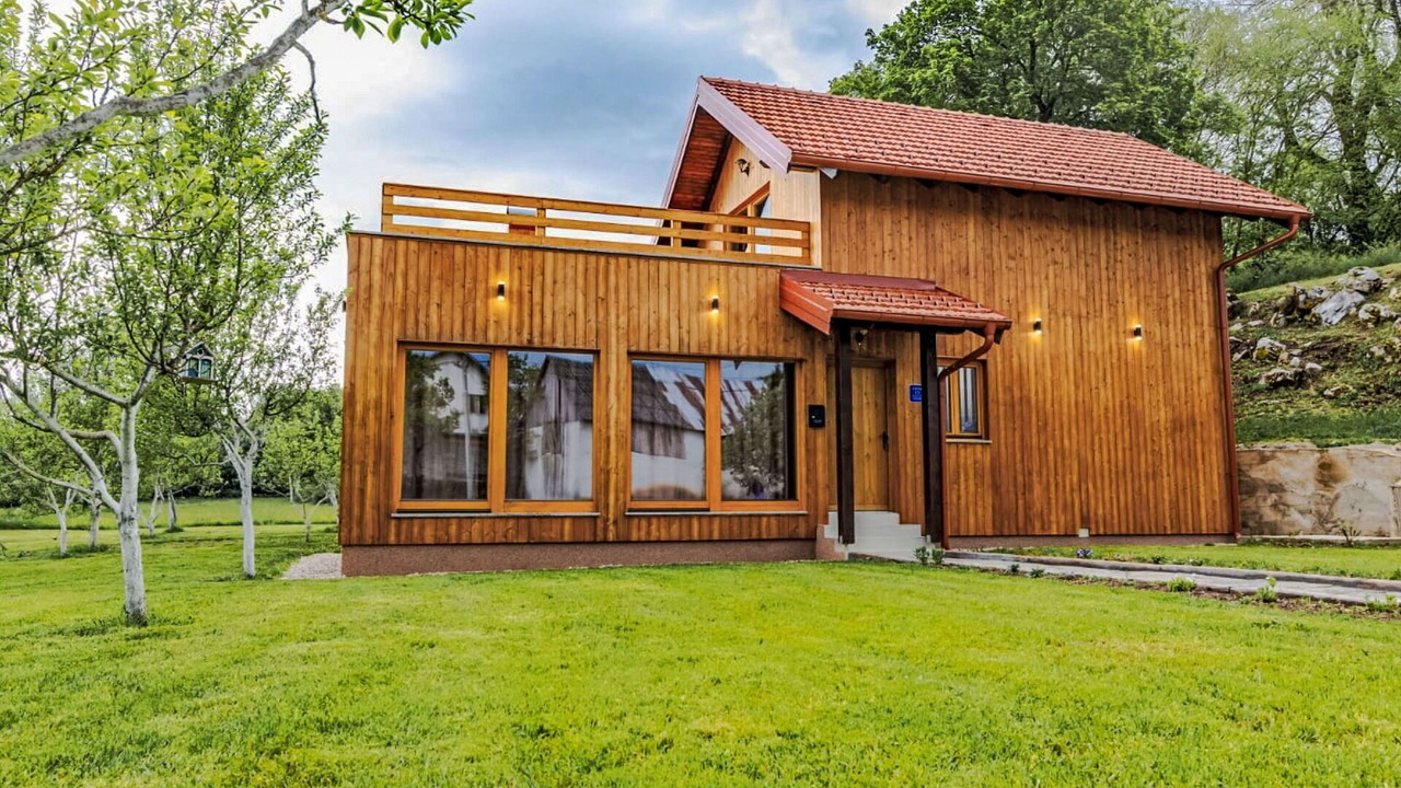 Photo of Outdoor in Perusic