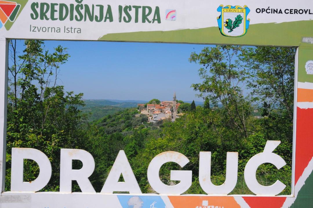 Photo of Others in Draguc