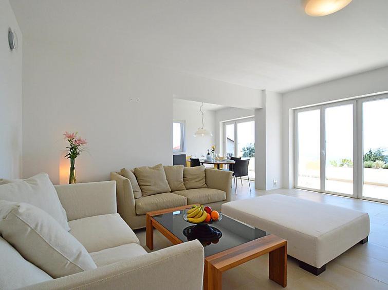 Photo of Livingroom in Rubesi