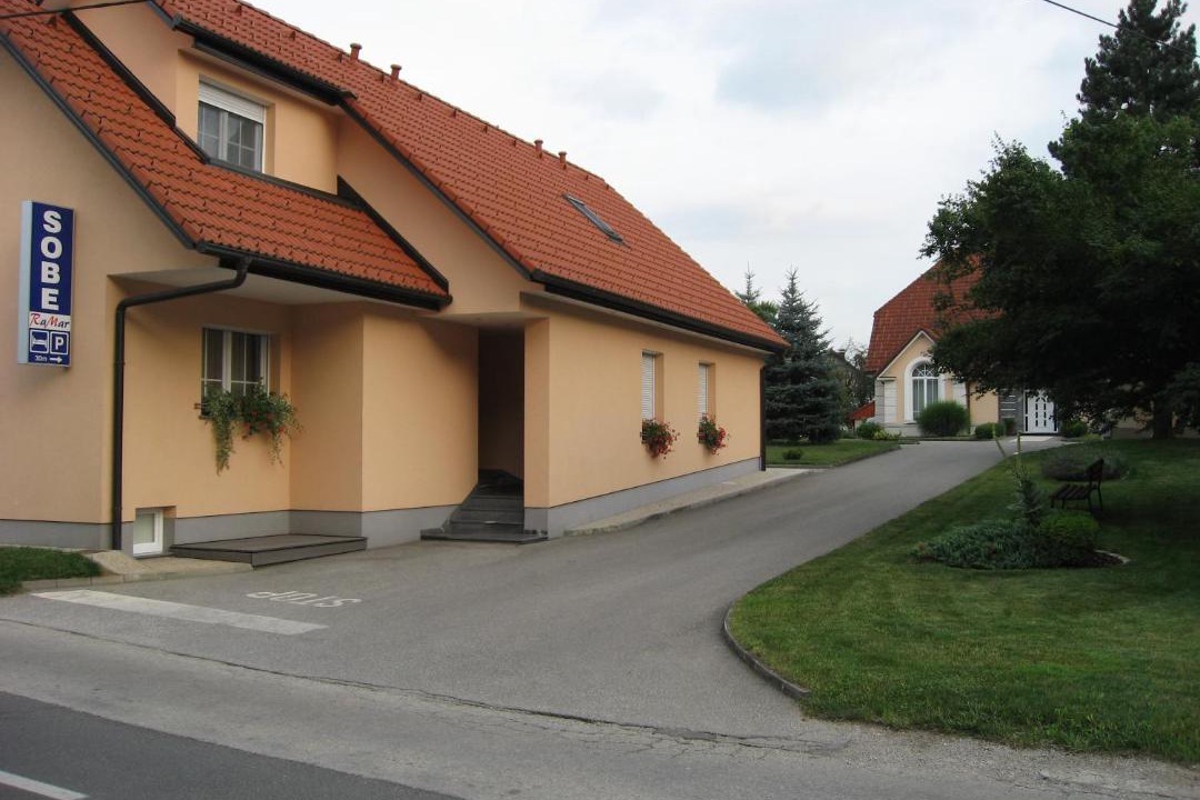 Photo of Others in Straza