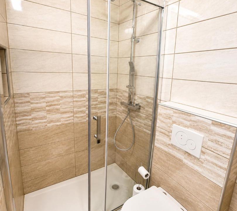 Photo of Bathroom in Lesce