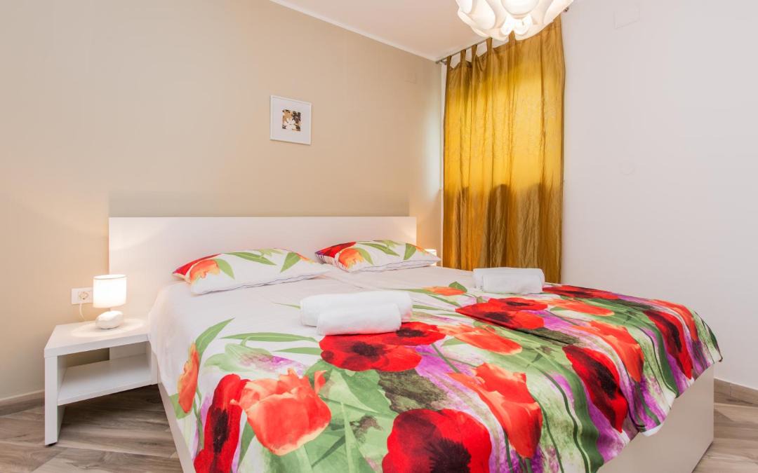 Photo of Bedroom in Risika