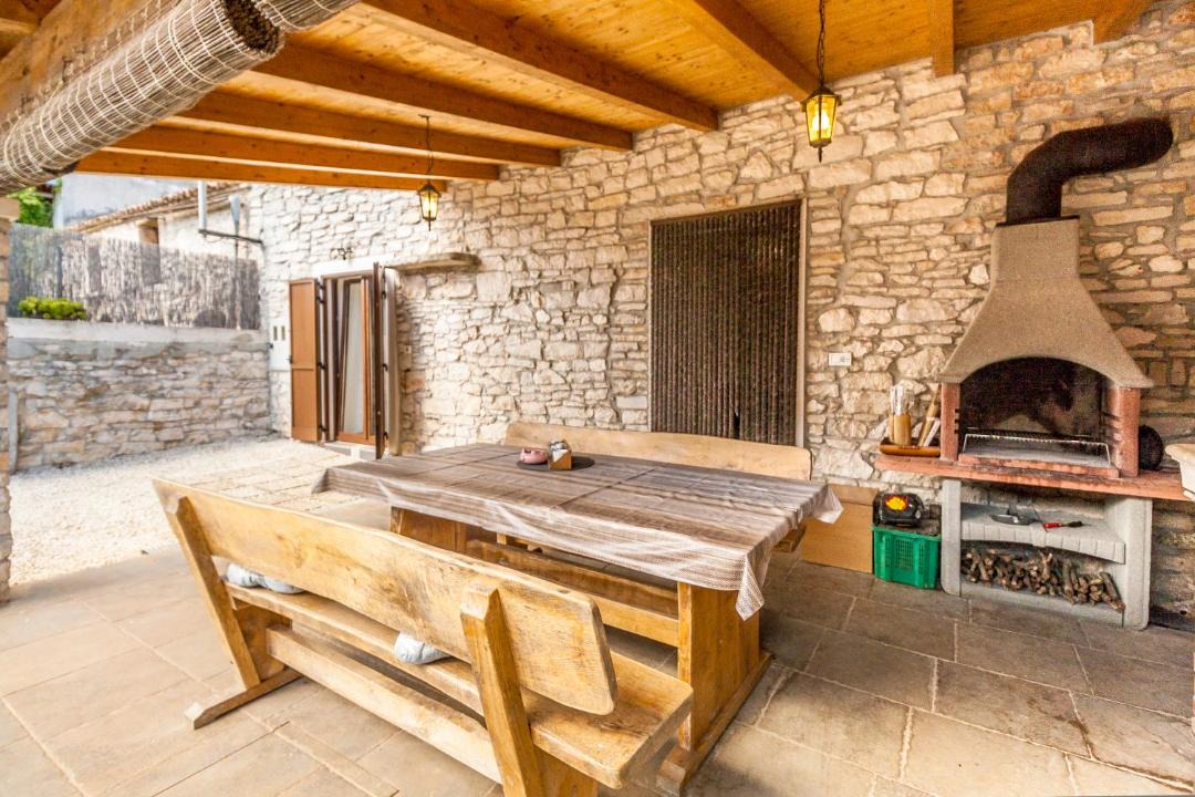 Photo of Kitchen in Mali Vareski