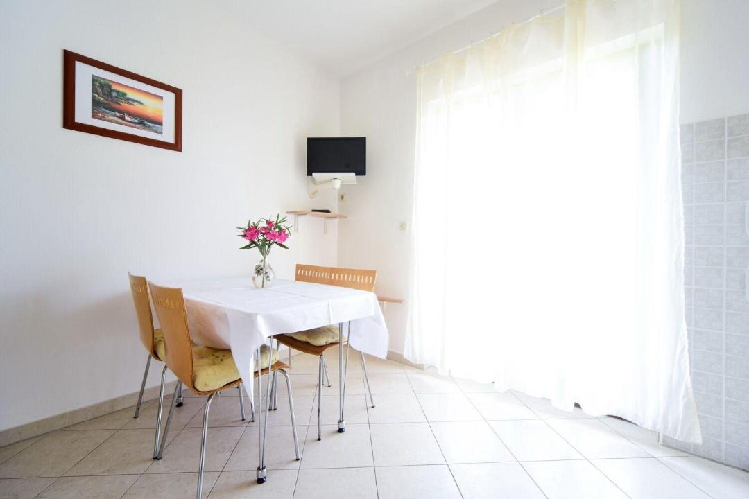 Photo of Others in Muline