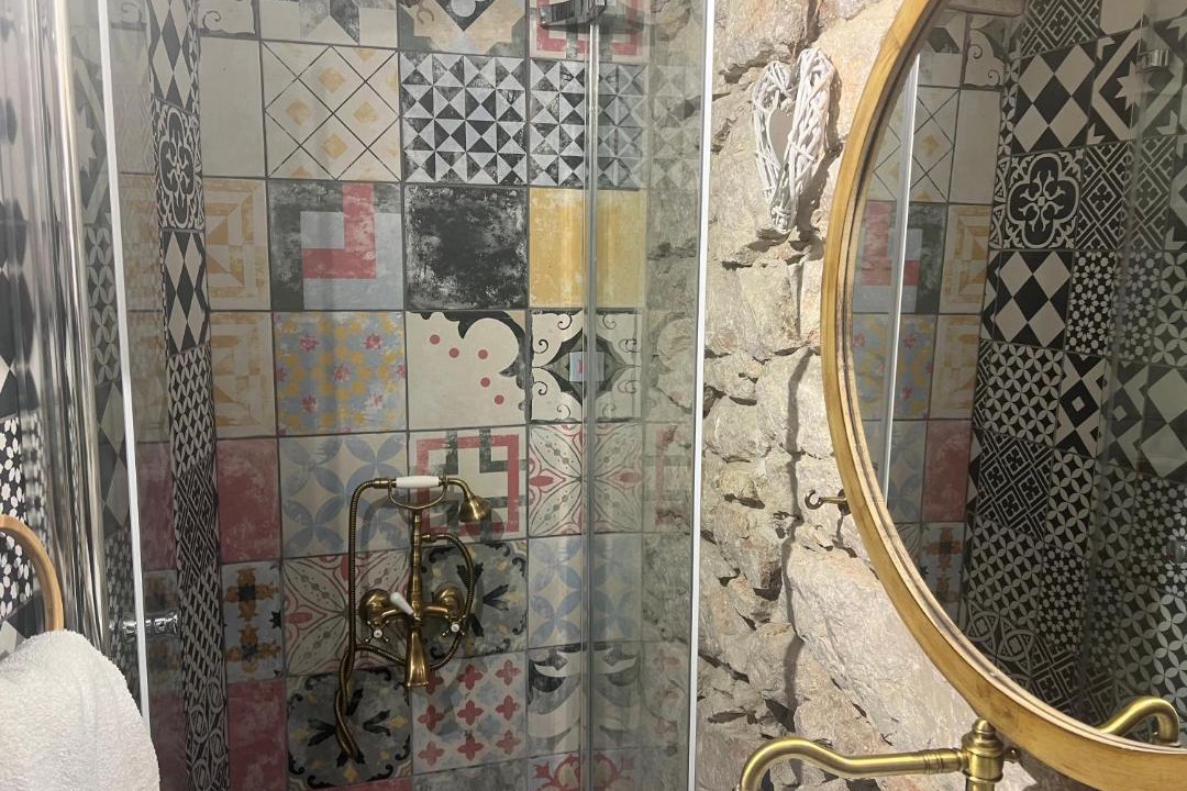 Photo of Bathroom in Bakar
