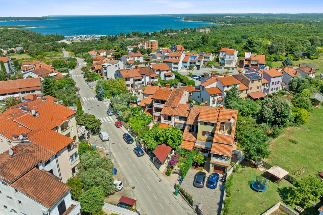 Photo of Others in Stinjan