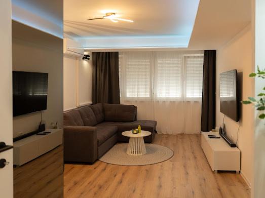 Photo of Others in Cove Parja