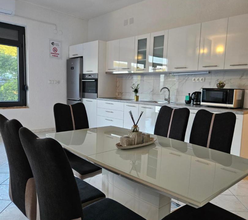 Photo of Others in Dicmo