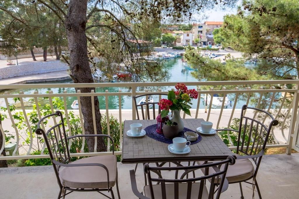 Photo of Patio Balcony in Porat