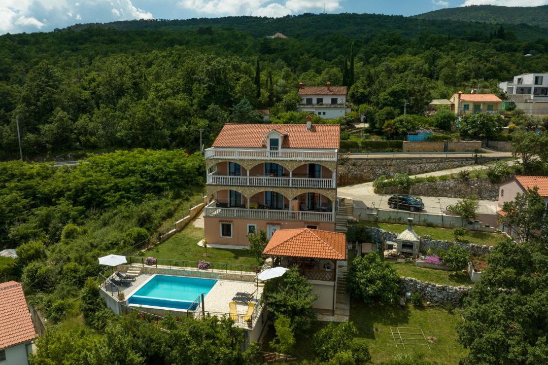 Photo of Others in Sveta Jelena