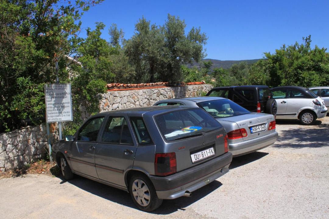 Photo of Others in Valun