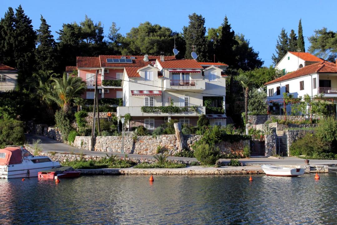 Photo of Others in Vrboska