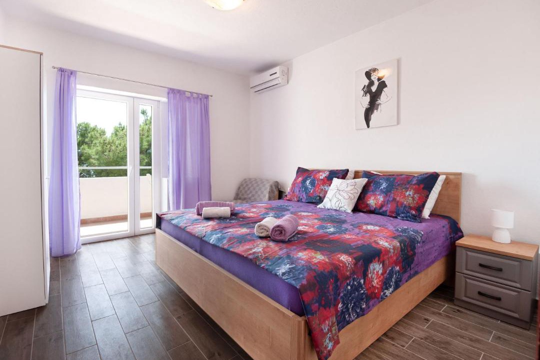 Photo of Bedroom in Brela