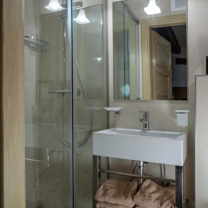 Photo of Bathroom in Semic