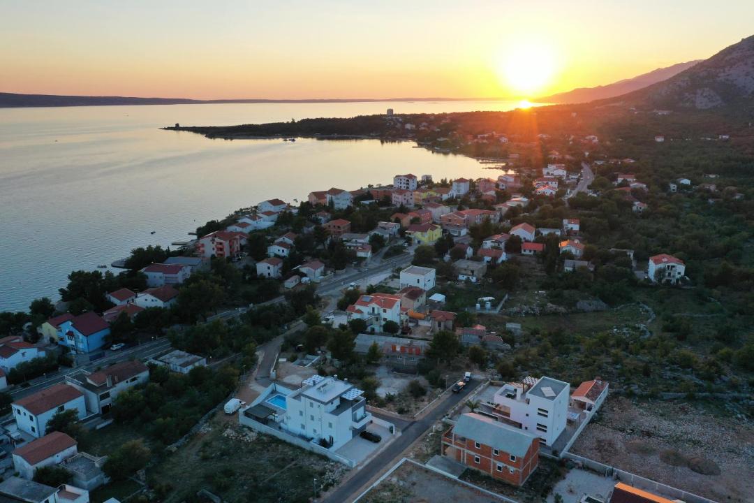 Photo of Others in Seline