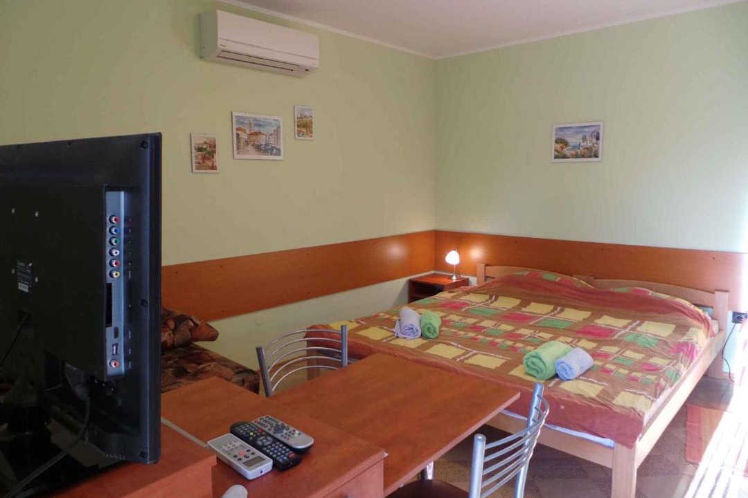 Photo of Others in Plomin