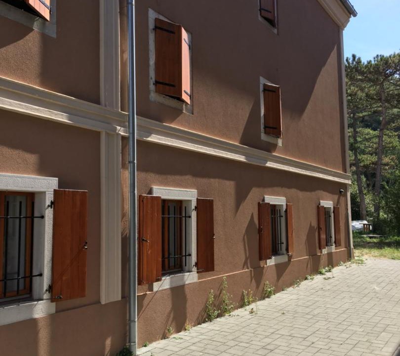 Photo of Others in Plomin
