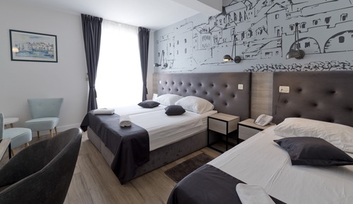 Triple Room, Balcony