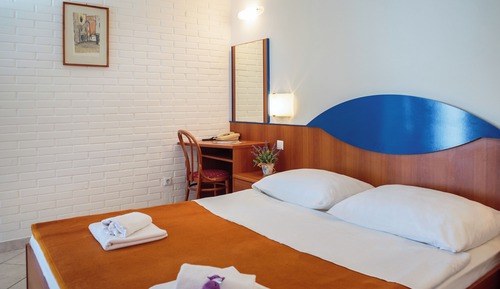 Comfort Double Room with Terrace