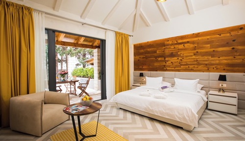 Premium Suite (SAPHIRE)