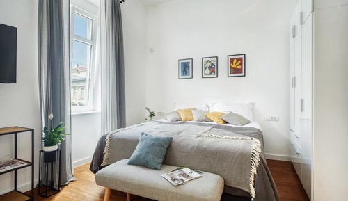 Comfort Studio, City View