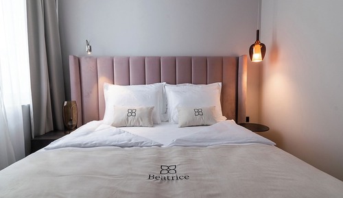 Cube - Deluxe King Suite (Ground floor)