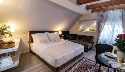 Villa - Superior Triple Studio (Second Floor)