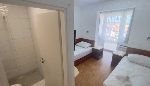 Comfort Double or Twin Room, Garden View