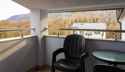 Apartment (A2)