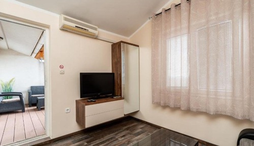 Apartment (One Bedroom Apartment with Balcony)