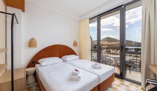 Double or Twin Room, Sea View