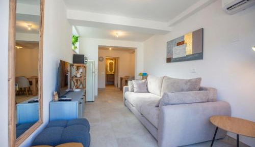 One-Bedroom Apartment with Terrace