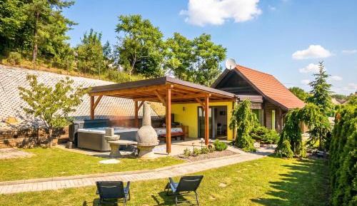 One-Bedroom Chalet
