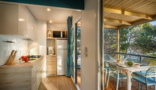 San Marino Superior Home for 4+2