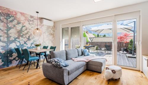 Two-Bedroom Apartment with Mountain View