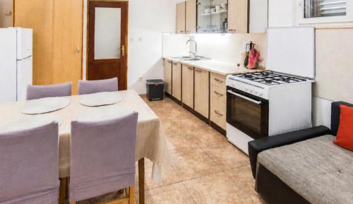 One-Bedroom Vacation Home