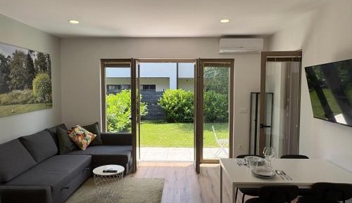 Deluxe One-Bedroom Apartment with Garden View
