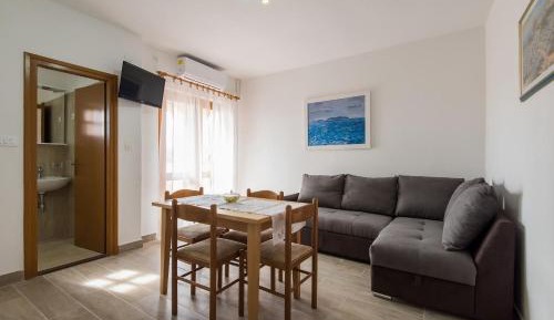 Two-Bedroom Apartment Standard
