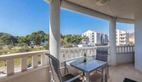 Two-Bedroom Apartment with Sea View