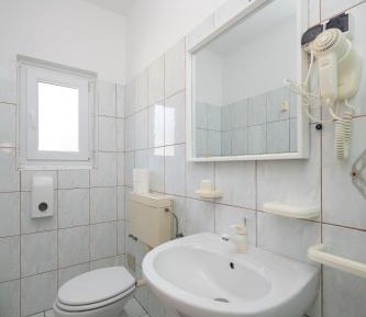 One-Bedroom Apartment with Balcony