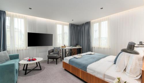 King Suite