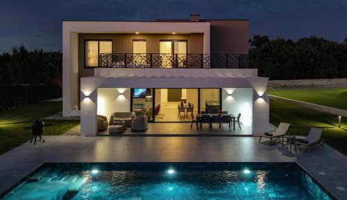 Villa with Private Pool