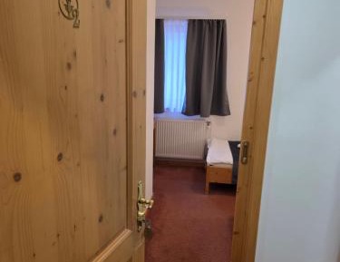 Twin Room with Bathroom