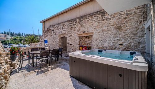 Villa with Sea View