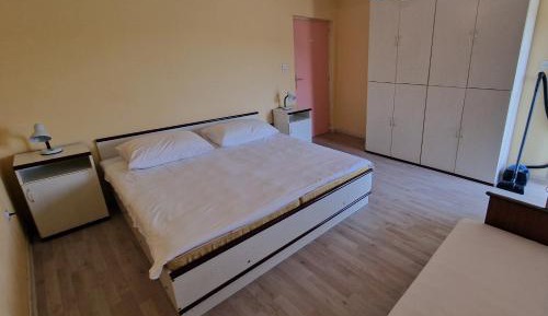 Two-Bedroom Apartment with Terrace and Sea View