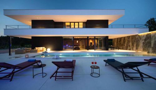 Deluxe Villa