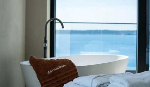 One-Bedroom Apartment with Balcony and Sea View