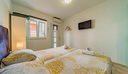 Double or Twin Room with Terrace