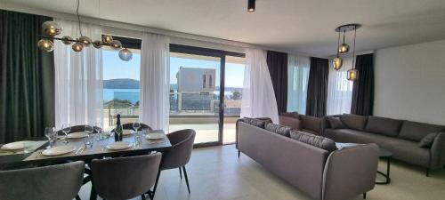 Three-Bedroom Apartment with Terrace